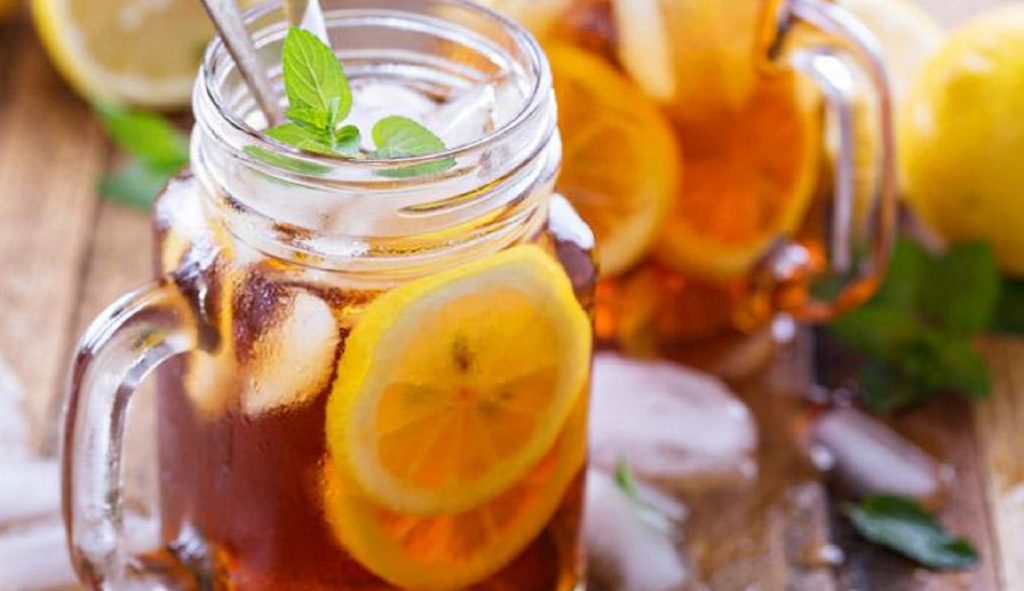 No hay que consumir alcohol así que adiós al vino, a las cubatas y a las cervezas