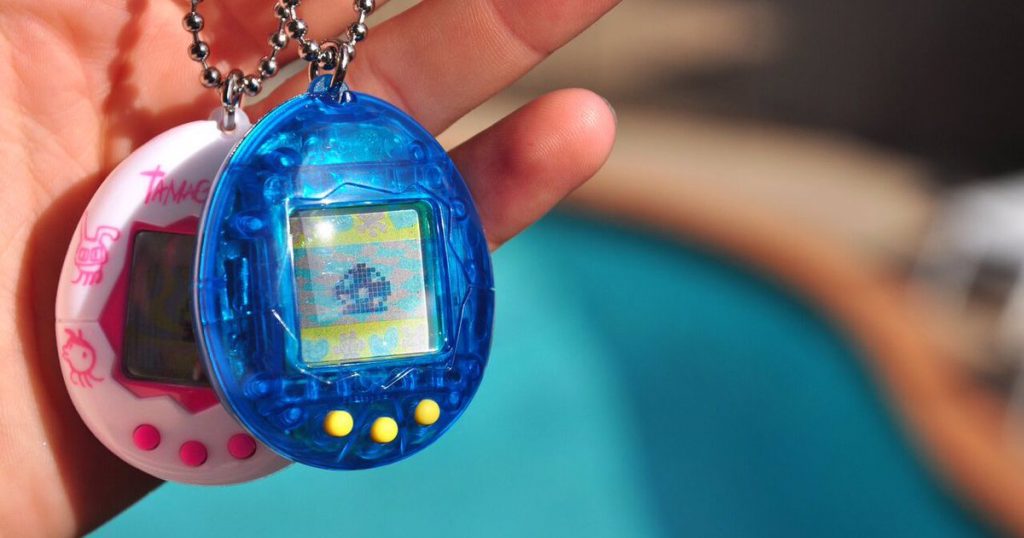 ¿En qué consiste la interacción con el Tamagotchi On?