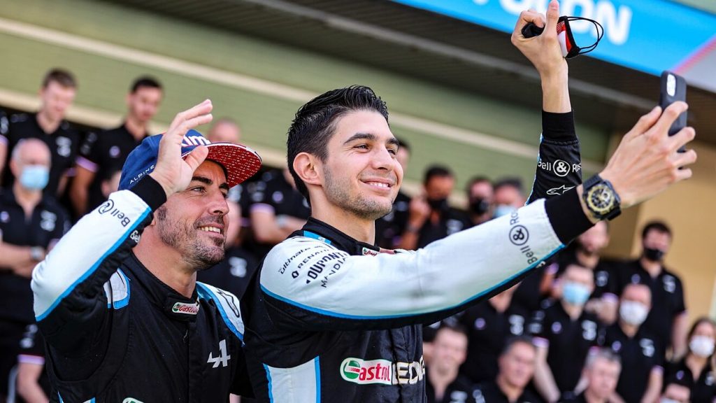 Todas las 'jugadas' que puede hacerle Alpine a Alonso hasta acabar lo que queda de temporada 145 Desde ya son rivales