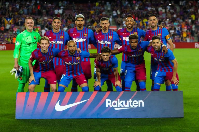 El problema al que se enfrenta el Barcelona, Betis, Sevilla y otros equipos este verano