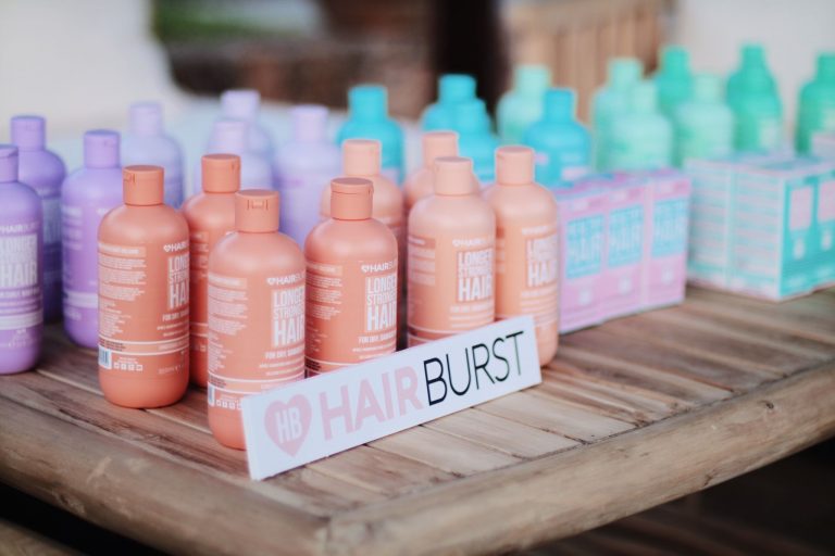 Consejos para cuidar el cabello tras el verano, por la marca de productos naturales Hairburst