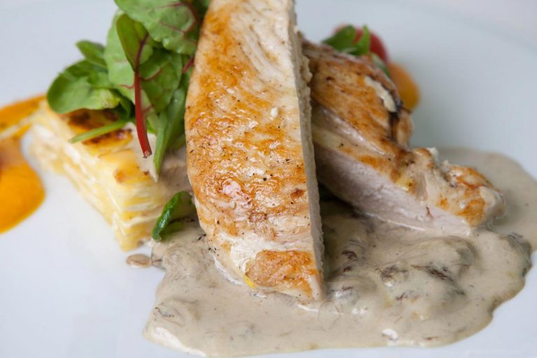 Pollo con bechamel: la receta menos conocida pero riquísima