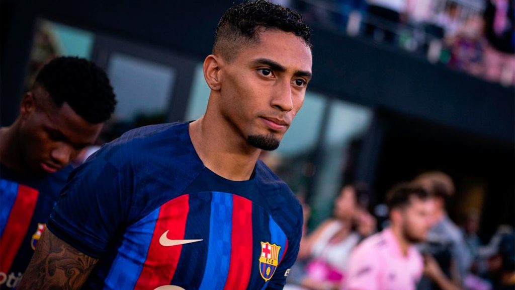 Las consecuencias para el Barça por culpa de Raphinha 51 Raphinha y el Barça, entre la espada y la pared