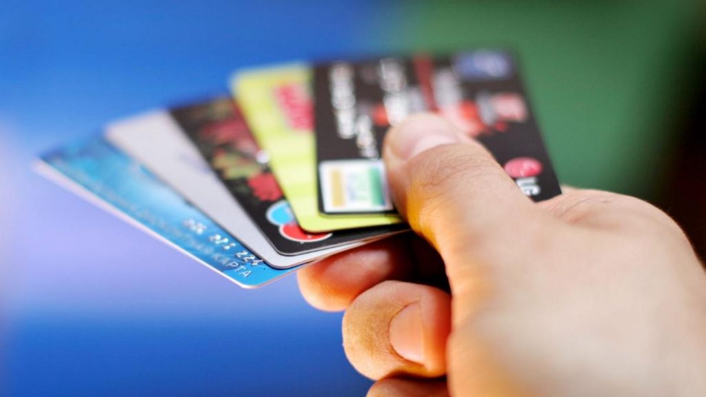 Tarjeta de crédito o de débito: ¿cuál es mejor? 31 Posibilidad de diferir el pago a plazos