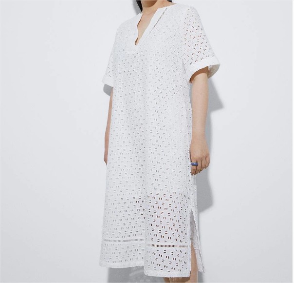 El Corte Inglés: el vestido midi de Morgan que está a mitad de precio y con el que lucirás increíble este verano 27 Vestido de mujer en color blanco de manga corta