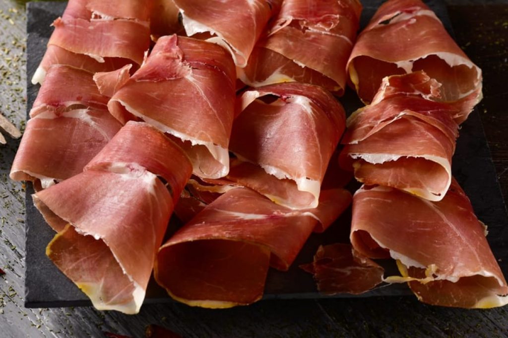 La reacción de una española que vive en Estados Unidos y prueba el jamón serrano tras dos años 2 beneficios del jamon serrano 1 pqgmh2cm7b8hcbbi8r3cmgxyos5djzzmz0nenbofgg