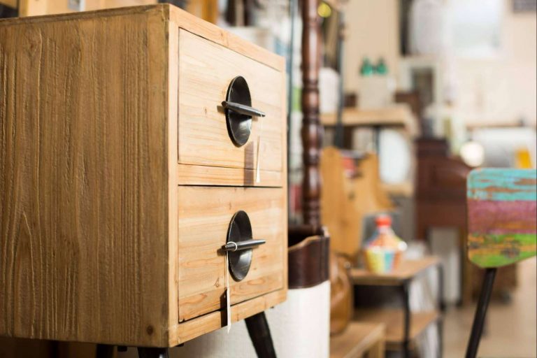 Martbert contiene una amplia gama de muebles de comedor