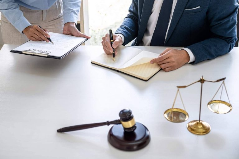 Las operaciones triangulares del comercio en Canarias, por Max Gestión