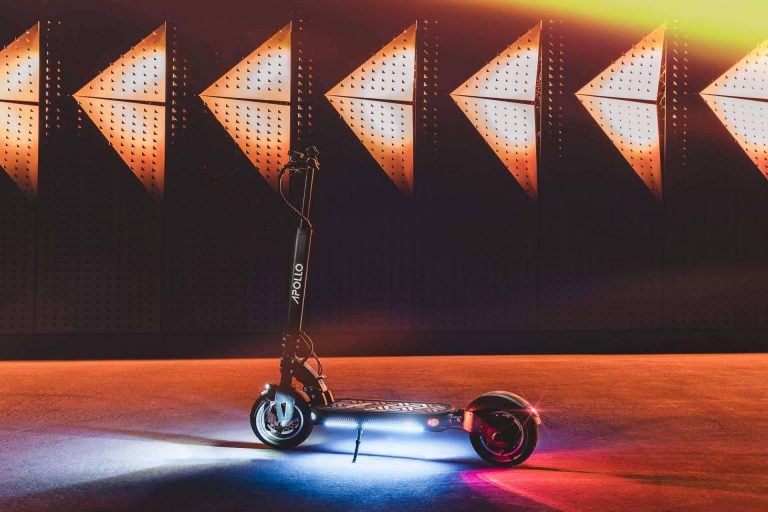 En la web de Urbing, ya están disponibles los patinetes Apollo para reservar