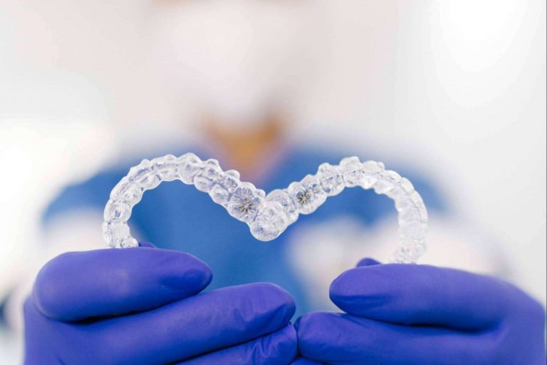 La ortodoncia invisible Invisalign, la alternativa perfecta a los brackets