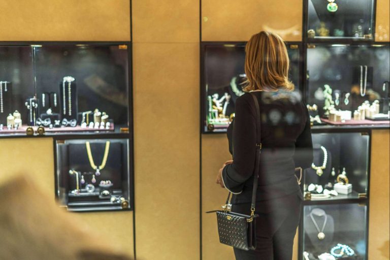 En Subastas Darley, las subastas de joyas son algunas de las más frecuentes