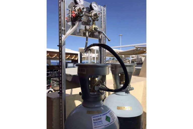 La presurización de barriles en el sector de la hostelería con botellas de CO₂