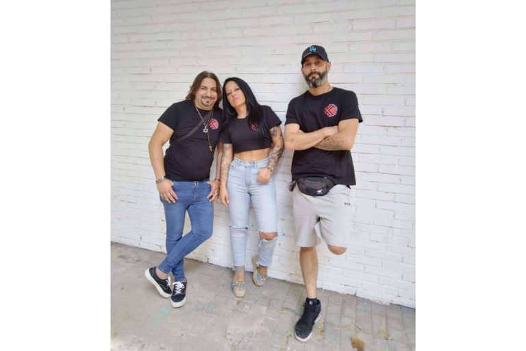 Padre, la novela negra de José A. Kapelo que ha inspirado el rap de Anyta Meneiro y Juan el Loco