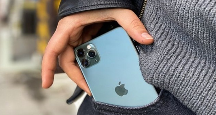 iPhone paneles caros