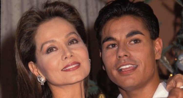 Así ha cambiado Isabel Preysler tras las operaciones