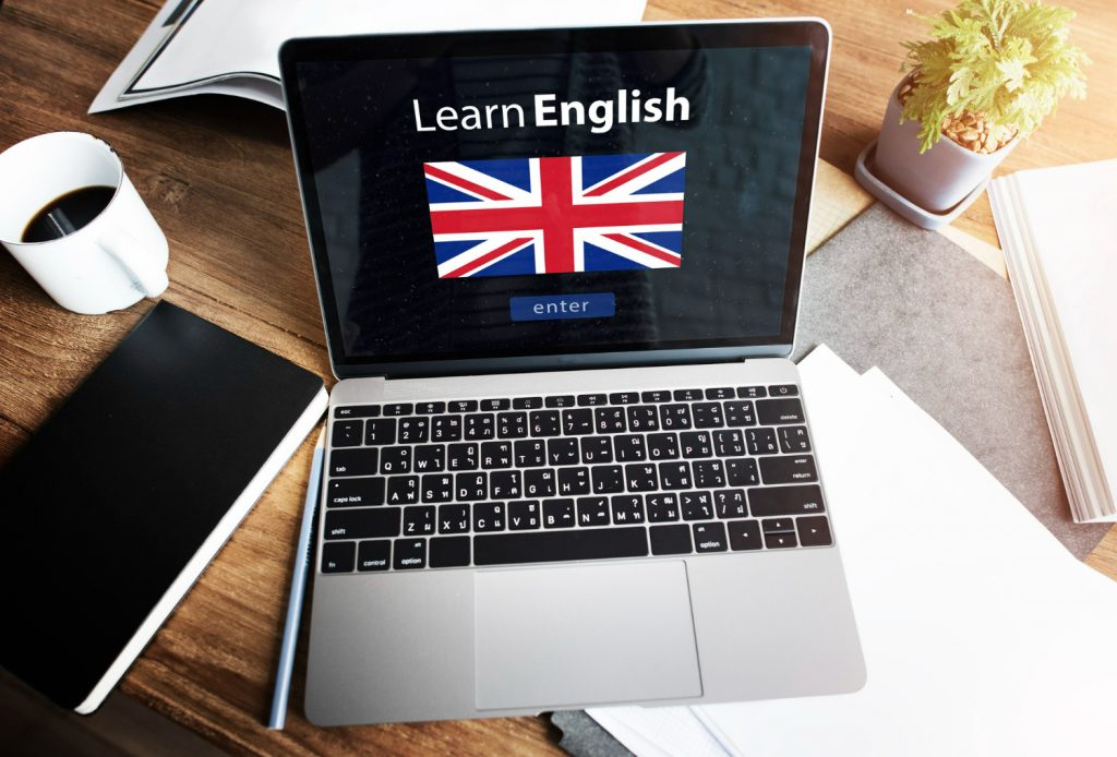 la academia que eligen los profesores para estudiar idiomas – Noticias Empresariales 2 learn english language online education concept