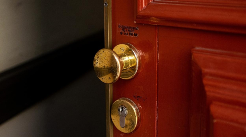 Así saben los ladrones si estas en casa 17 Los lugares de la casa debo revisar