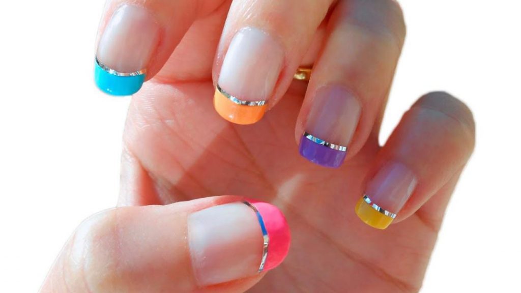 Uñas francesas de colores