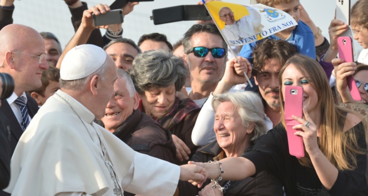Fotos que demuestran cómo lamentablemente tu móvil te cambió la vida