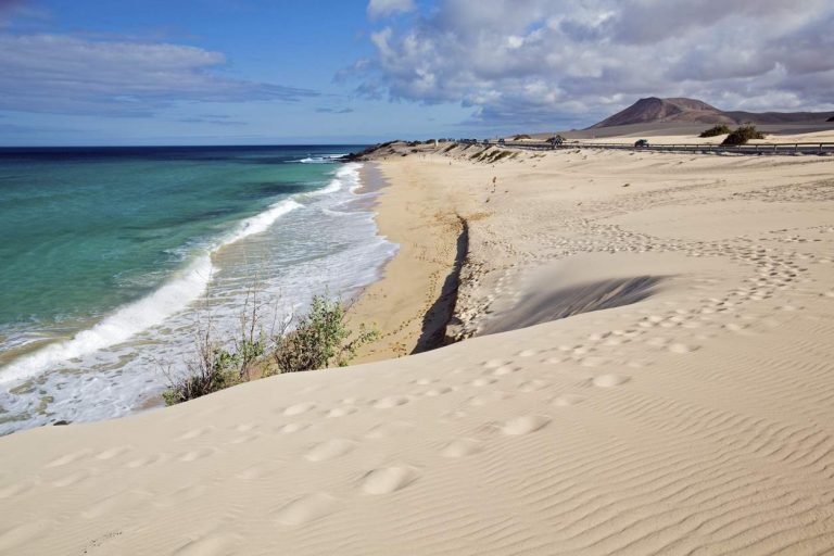 Playas impresionantes que has visto en películas y que están aquí al lado