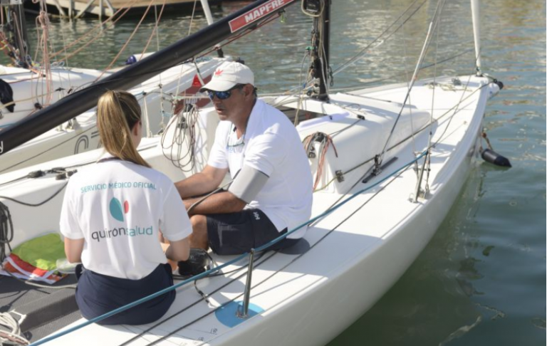 Quirónsalud sigue como Servicio Médico Oficial de la Regata de la Copa del Rey de Vela