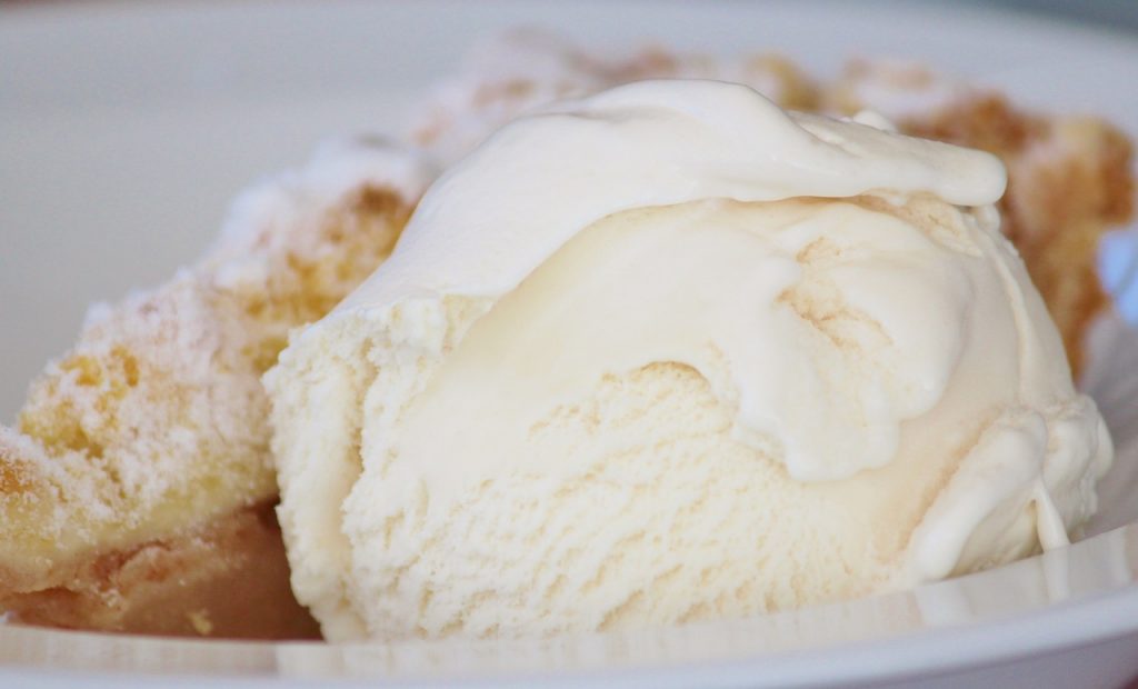 ¡70 euros! Así se prepara el helado más caro de Italia 26 ¡70 euros! Así se prepara el helado más caro de Italia