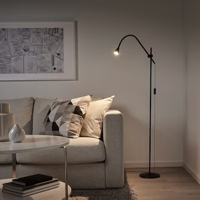 Leer de noche es posible gracias a Ikea
