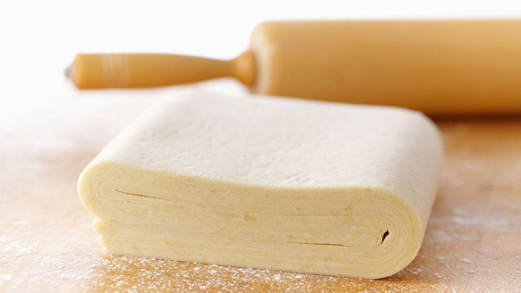 Empanada de atún: el truco para que salga un hojaldre de 10 10 Empanada