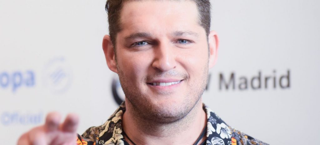 La enfermedad incurable que atormenta a este exconcursante de Operación Triunfo 76 La explicación de Manu Tenorio