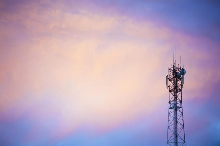 Economía.- Las ayudas del 5G rural quedan desiertas y sus 150 millones reforzarán otros dos programas de conectividad