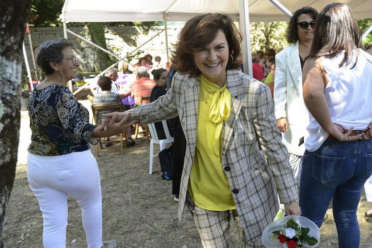 Carmen Calvo pide que el principio de igualdad entre hombres y mujeres sea 