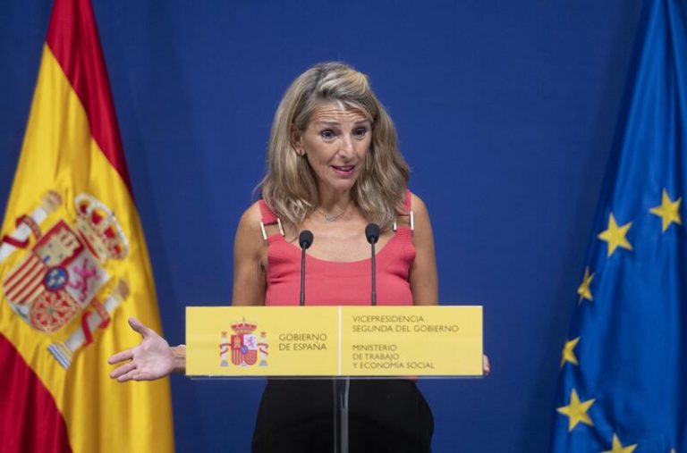 Yolanda Díaz lamenta el rechazo a la reforma constitucional en Chile: 
