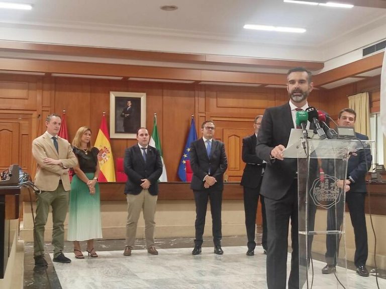 Fernández-Pacheco llama a 