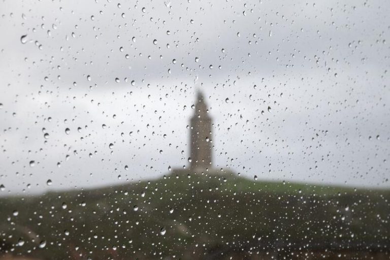 La Xunta avisa de que deberá llover de forma continuada 