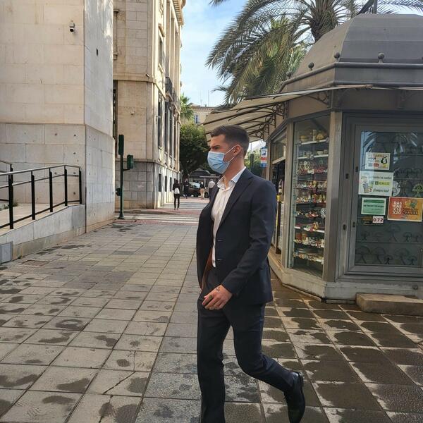 La justicia cita a Santi Mina para decidir si ingresa en prisión por aumento de riesgo de fuga
