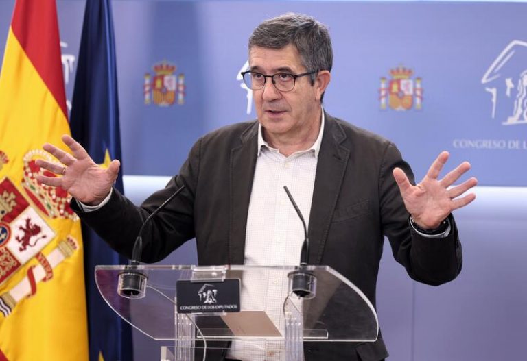 Patxi López achaca al PP falta de 