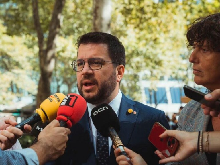 Aragonès pide al PP dejar la 