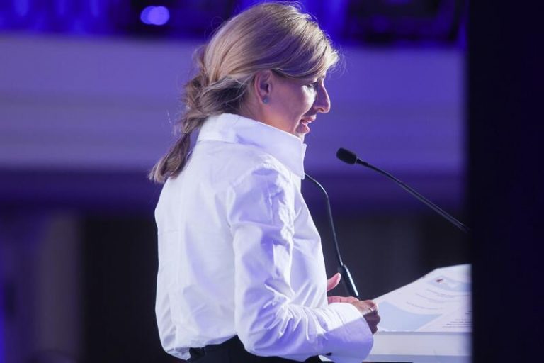 Yolanda Díaz se reúne con la dirección de los Verdes europeos y comparten el compromiso por la 