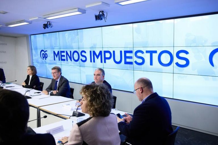 Feijóo ofrece el modelo de 