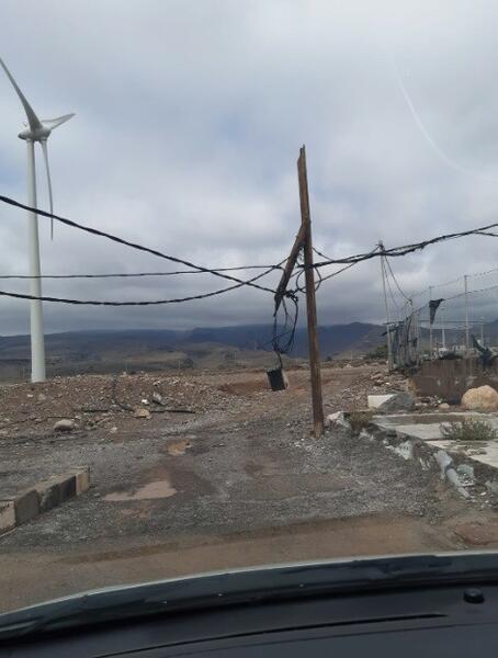 Endesa trabaja en la recuperación del suministro eléctrico de 3.000 canarios afectados por 'Hermine'