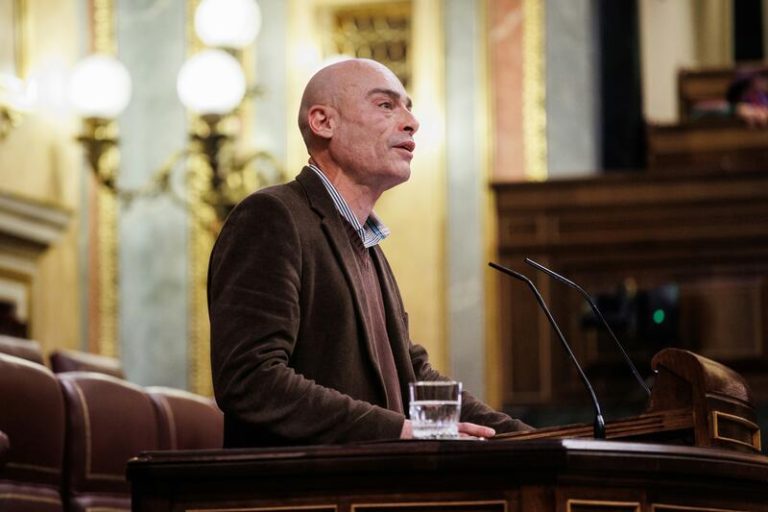 UP pide una reforma constitucional limitada a recuperar el derecho civil valenciano y suprimir el término 'disminuido'
