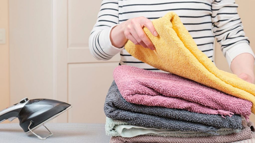 El secreto para que tus toallas no pierdan el color es este