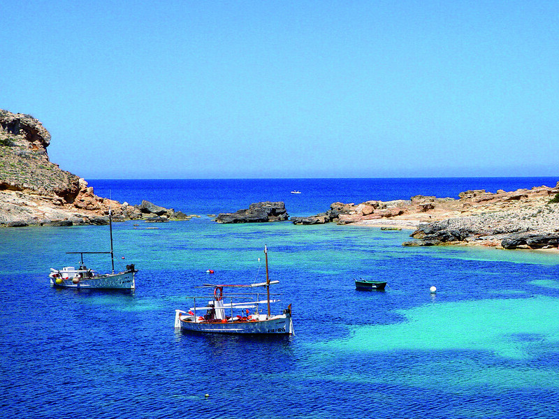 Cinco planes para disfrutar de la Ibiza más diversa 1 50058051153 ff4dd5b249 c