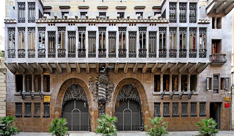 Palacio de Güell: La gran obra de Gaudí