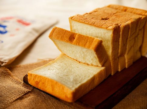 Aprende a hacer pan de molde en el microondas en 3 minutos6 Aprende a hacer pan de molde en el microondas en 3 minutos