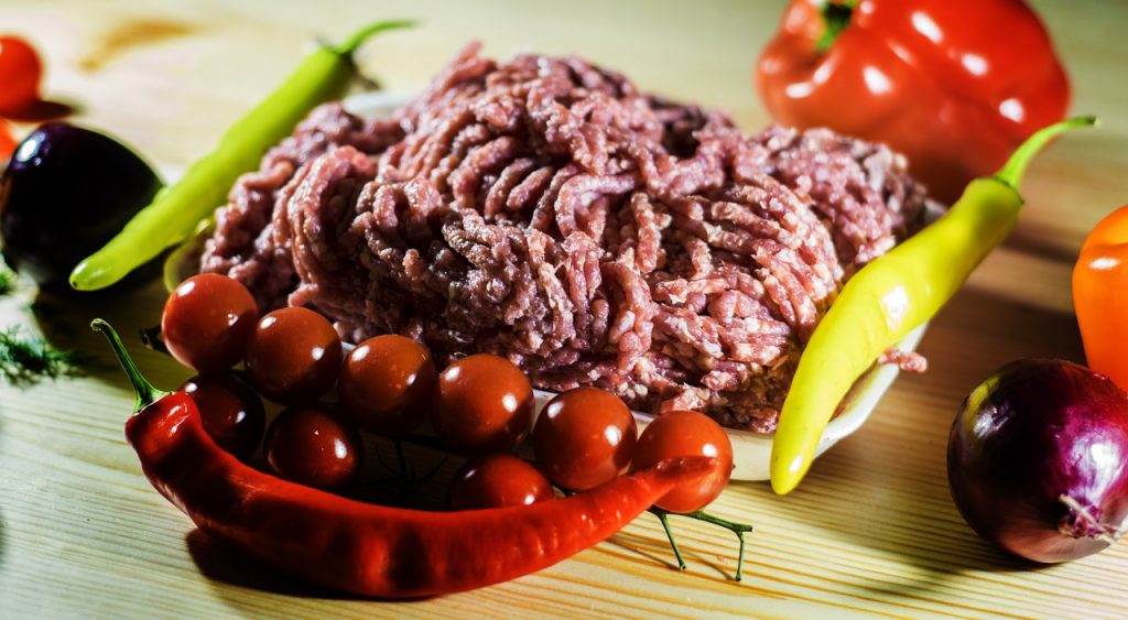 Arguiñano usa este ingrediente para darle un toque 'divertido' a la boloñesa