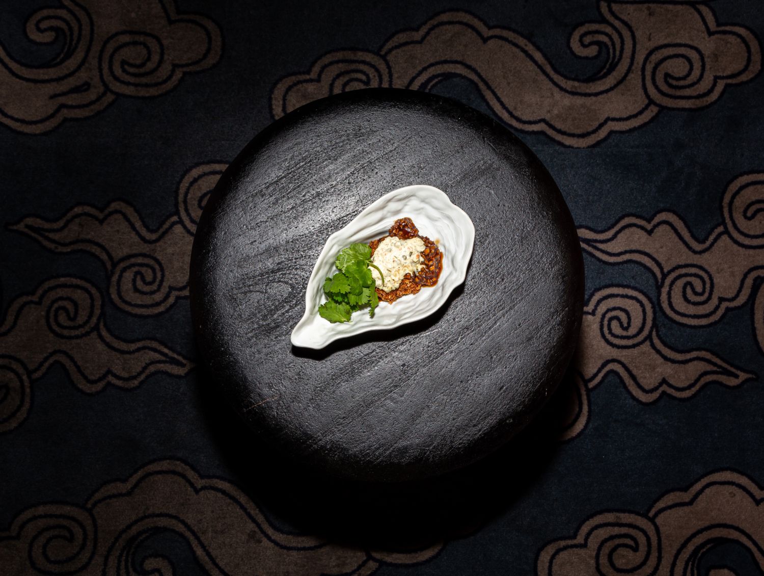 BAAN. Ostra frita con barbacoa de manzana 1