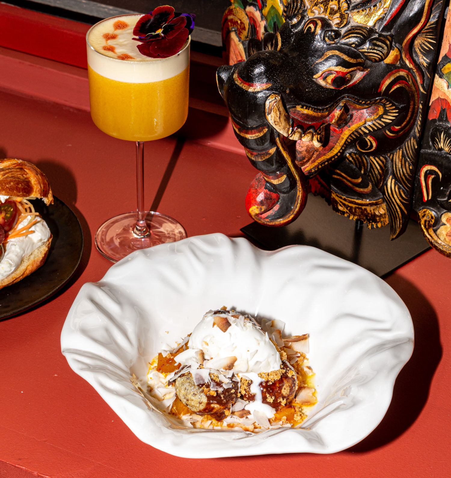 BAAN. Pani puris rellenos de chocolate templado 2