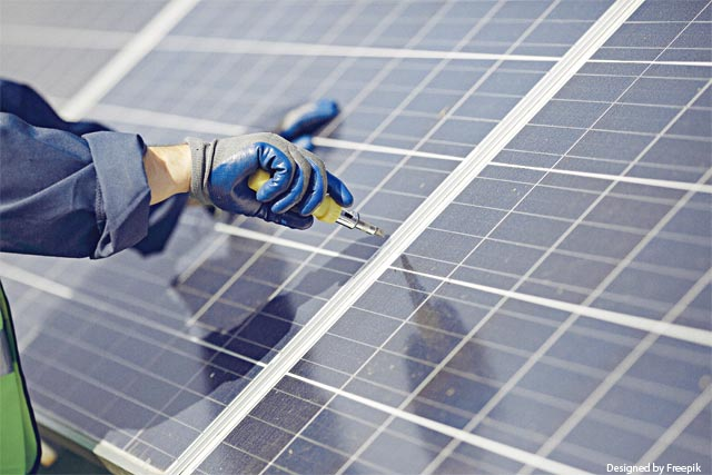 ¿Cómo se calcula el precio de las placas solares?