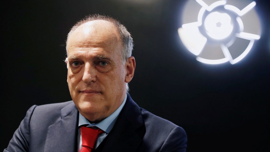 Cuántas emroesas tiene Javier Tebas y cuál es su sueldo